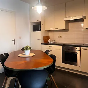 Anna Place Ghent